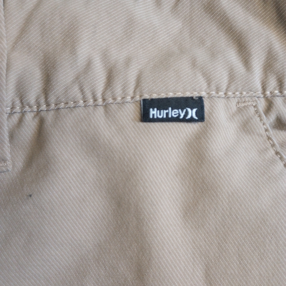 Men's Tan Cargo Shorts - Picture 3 of 8